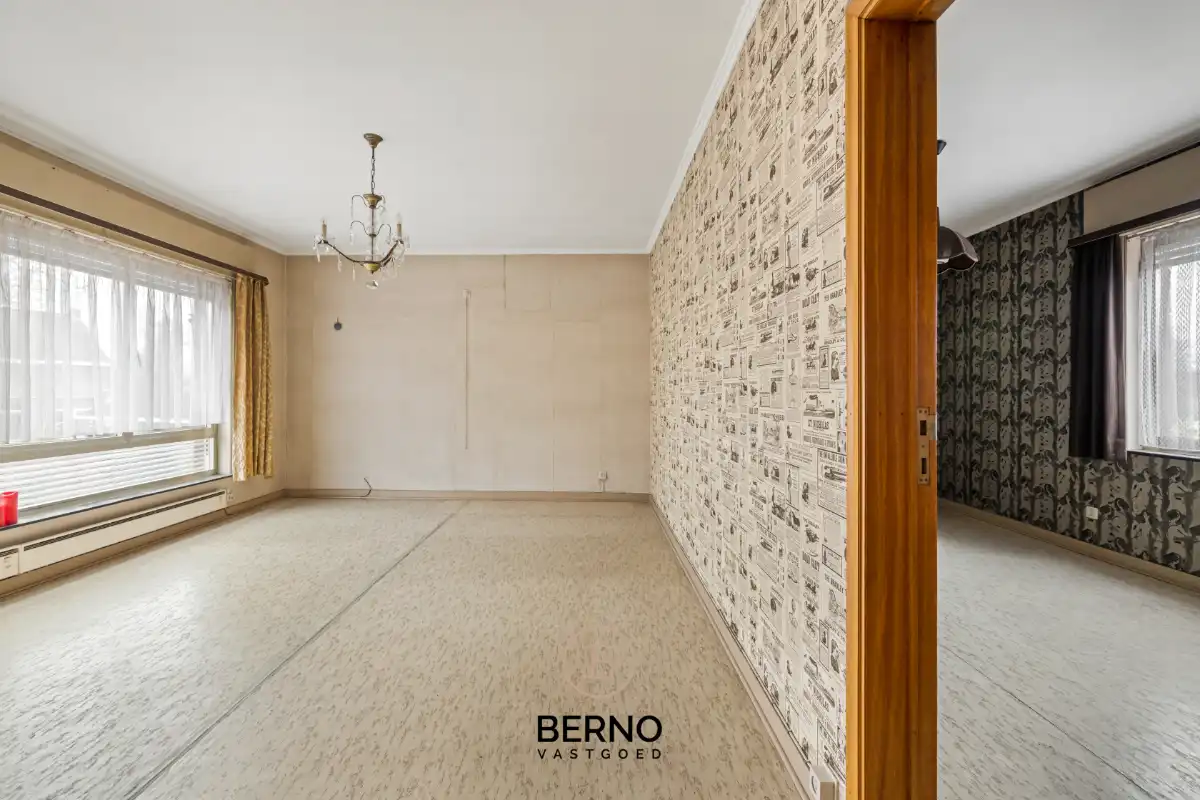 Ruime gezinswoning met 4 slaapkamers en garage. foto 15