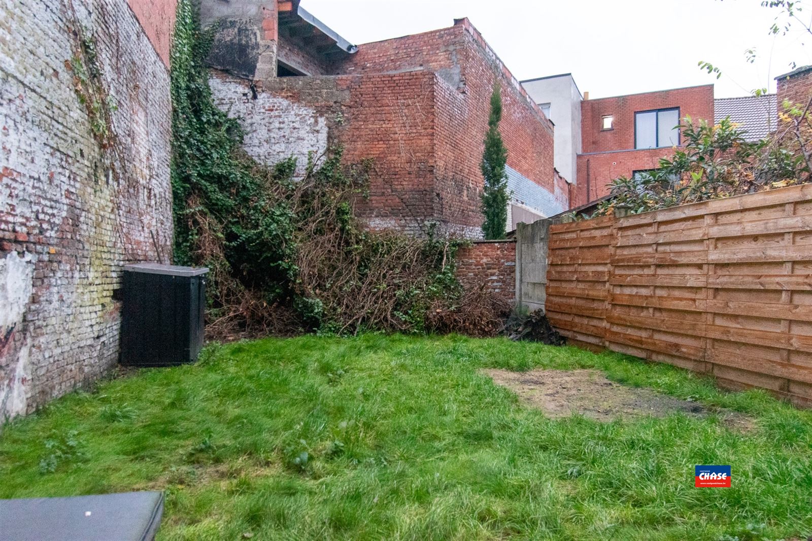 Gelijkvloers appartement met 2 slaapkamers en tuin foto 9