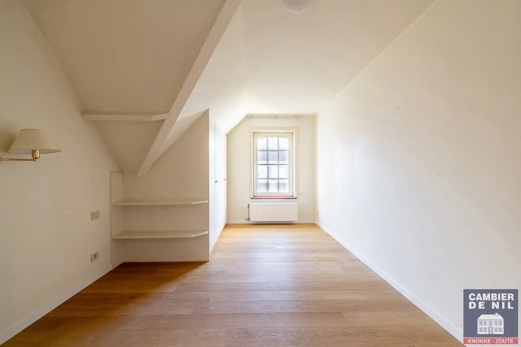 Charmante, ongemeubelde, vrijstaande villa in 2de lijn  in het zoute Zoute nabij de zee & tennis foto 24