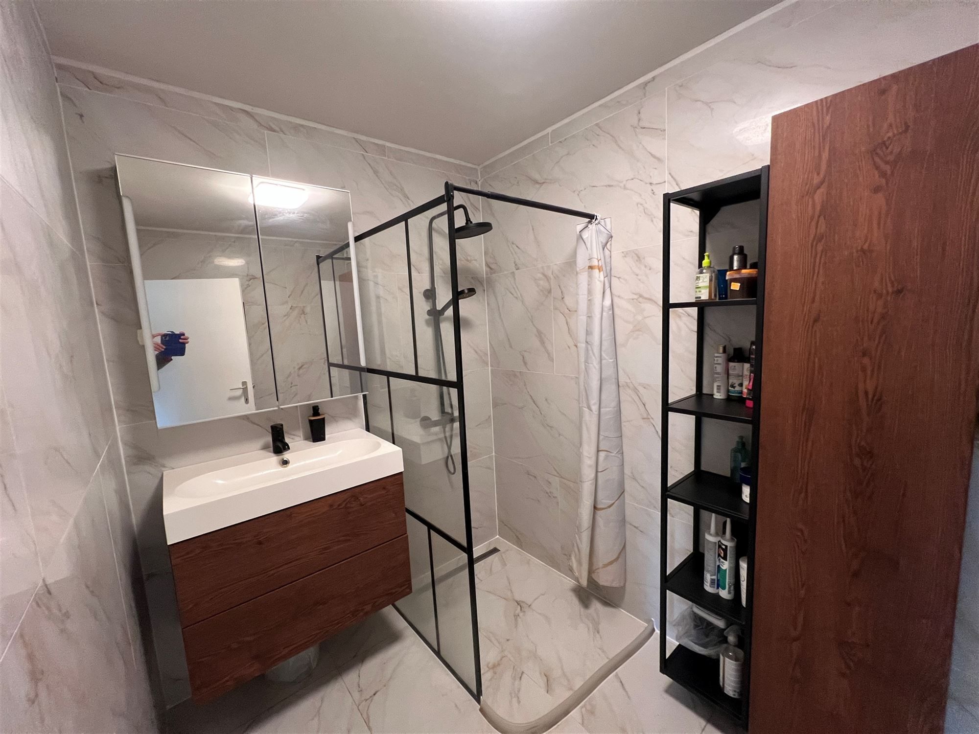 Lichtrijk appartement met 2 slaapkamers, terras en garagebox foto 9