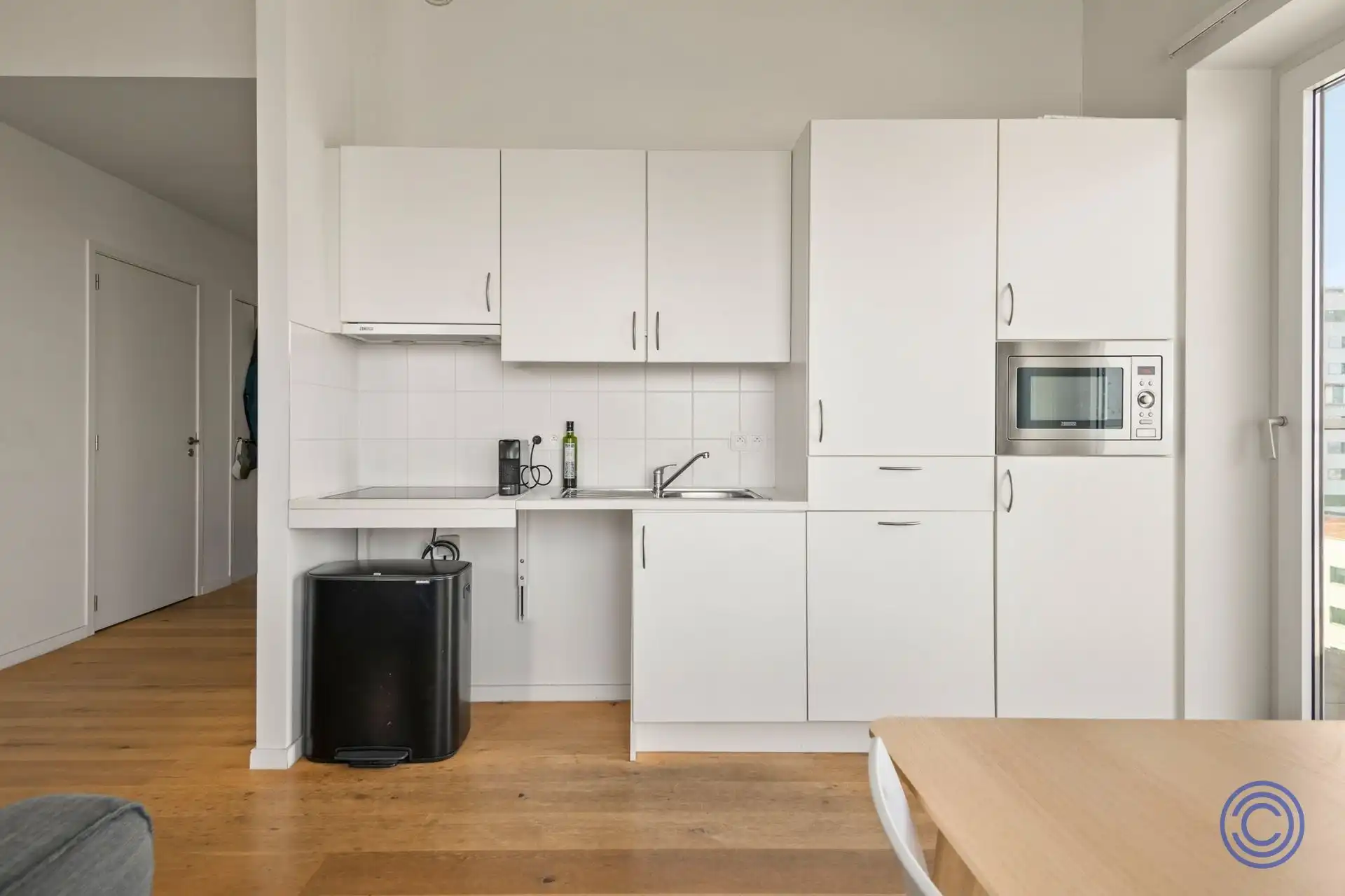 Rolstoelvriendelijk appartement op de 18de verdieping met panoramisch zicht over de dokken. foto 5