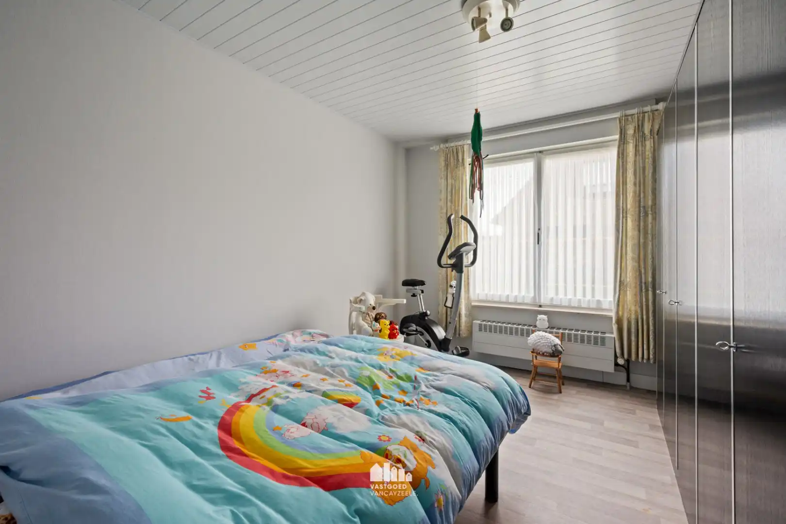 Instapklare villa met zonnige tuin op topligging in rustige wijk te Ieper    foto 21