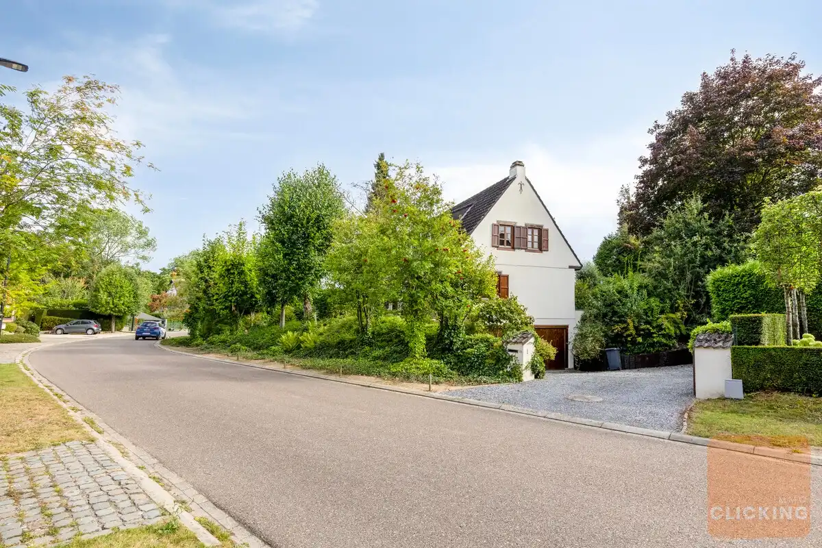 Hoofdfoto van de publicatie: Charmante villa met tuin op toplocatie in Wemmel (BOUCHOUT)