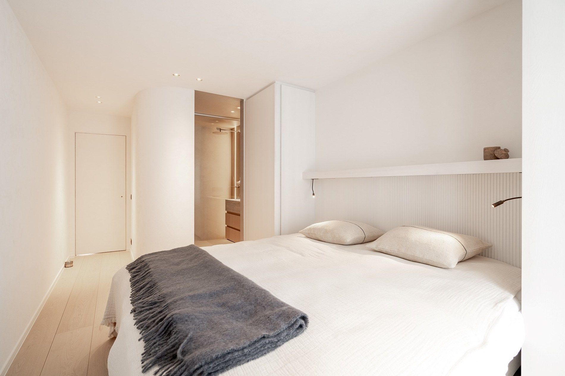 Hoogwaardige renovatie op topligging in Het Zoute foto 16