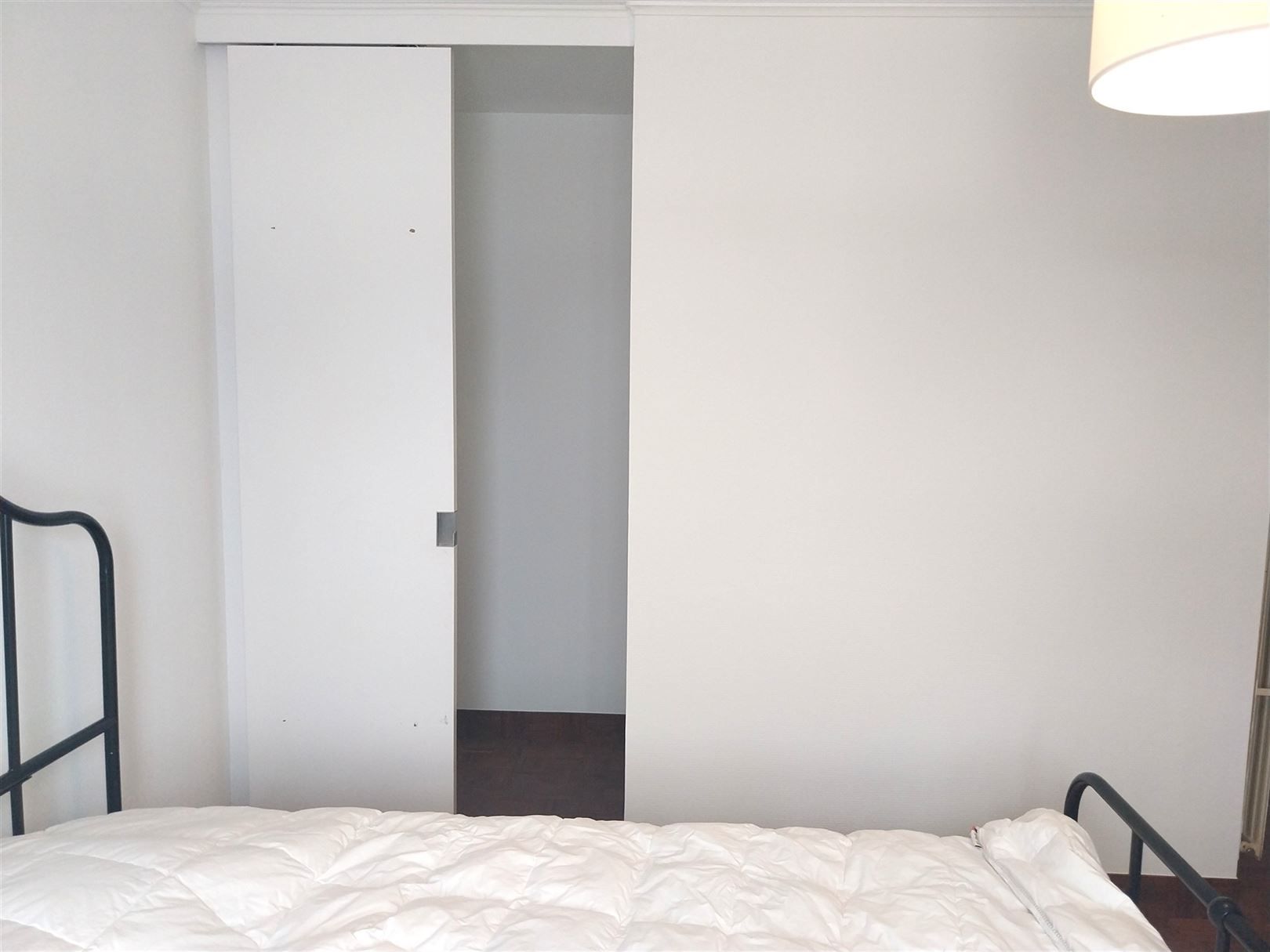 TE HUUR: Ruim appartement met 3 slaapkamers te Genk! foto 17