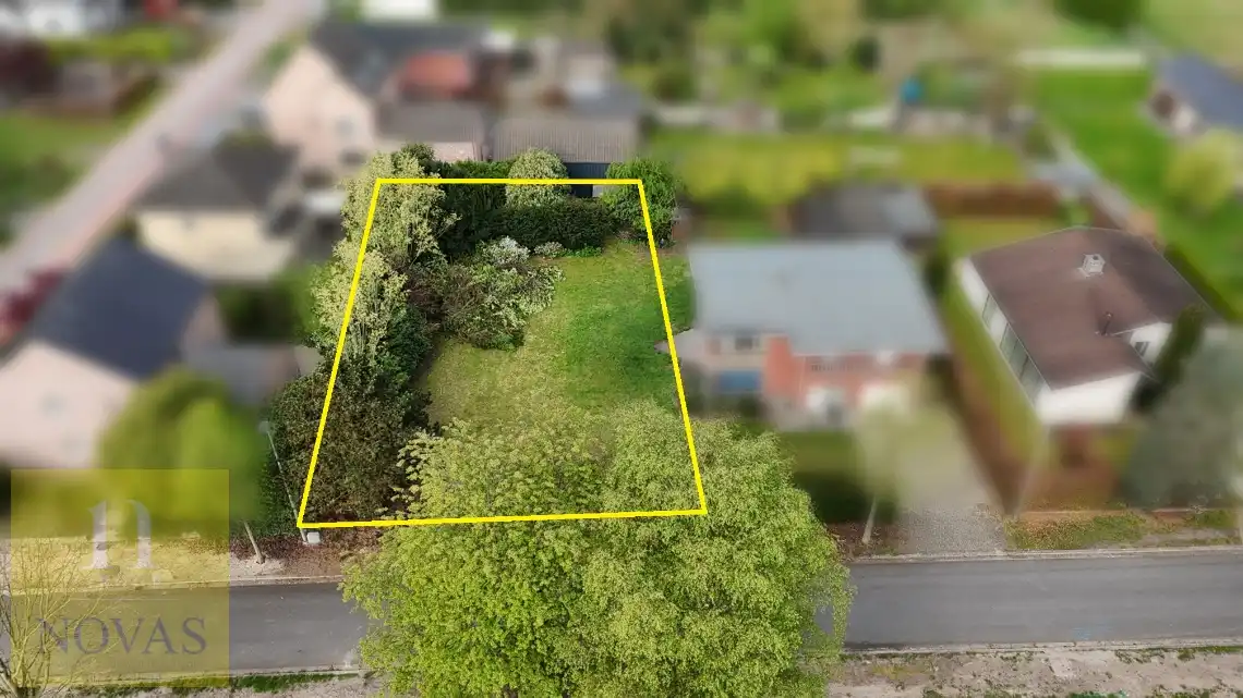 Aan het centrum, bouwgrond van 6are09ca, 18m breed, ca 35m diep foto 6