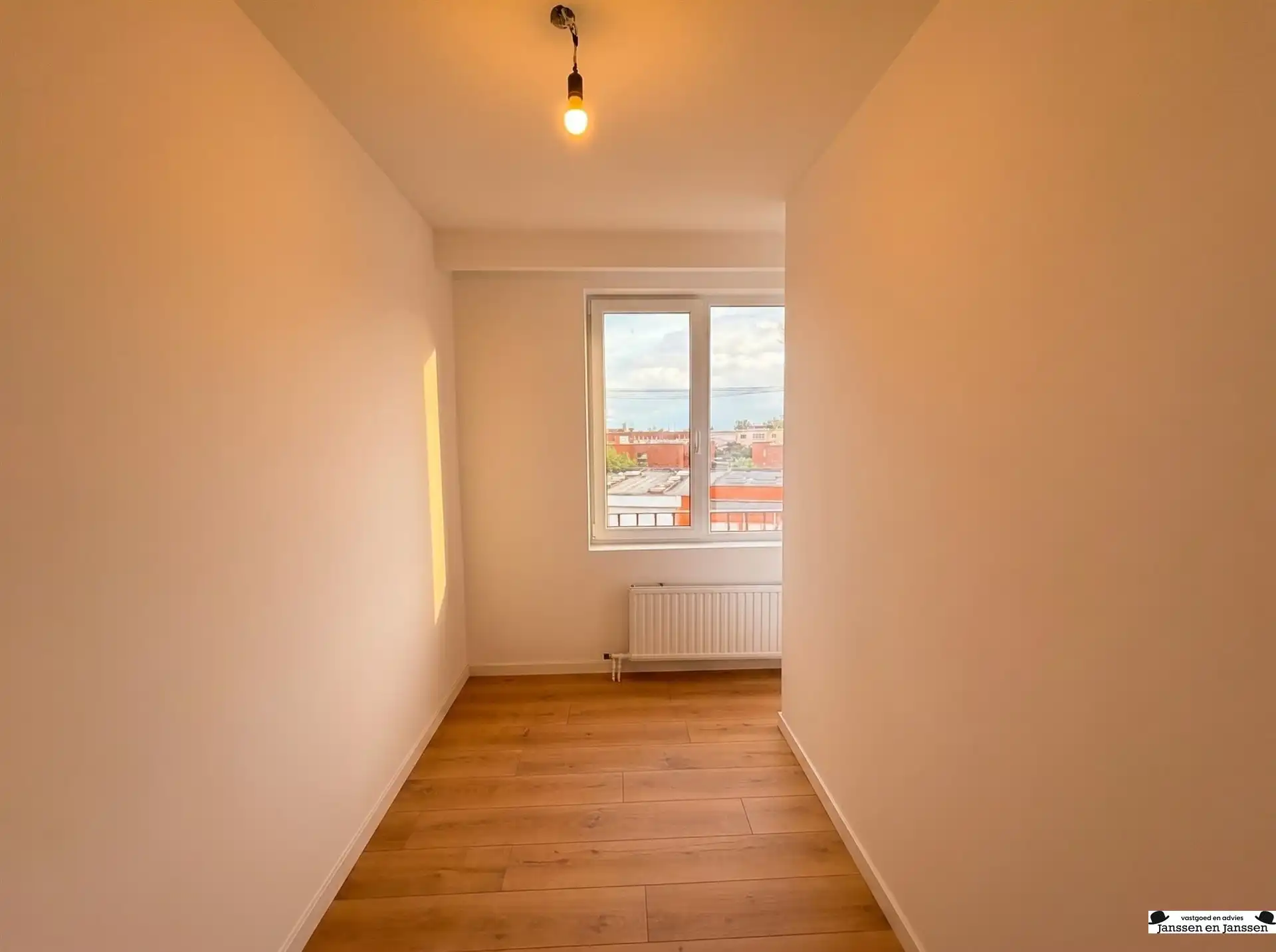 Instapklaar 2-slaapkamerappartement foto 6