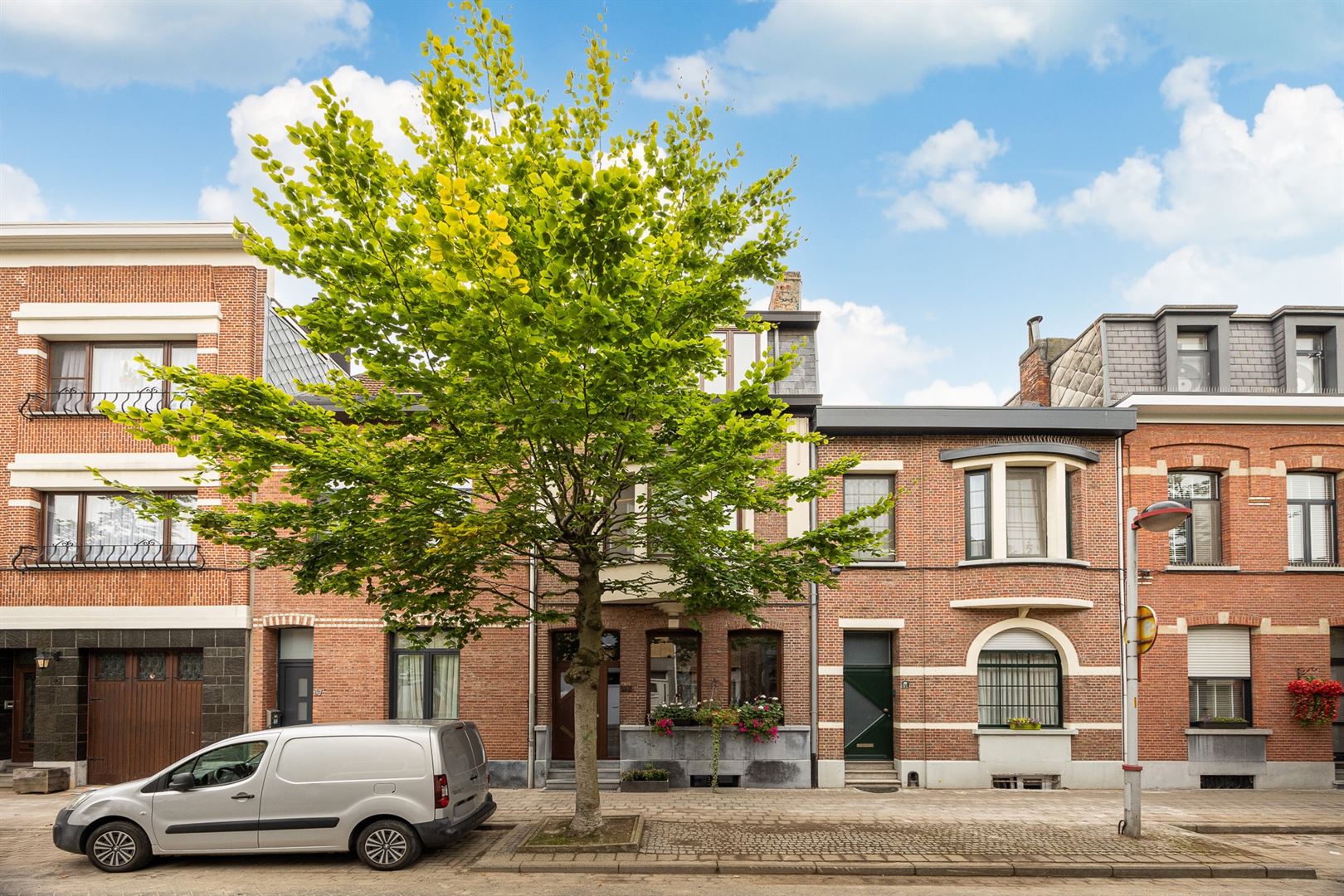 Karaktervolle woning met 4 slaapkamers en zonnige tuin foto 23