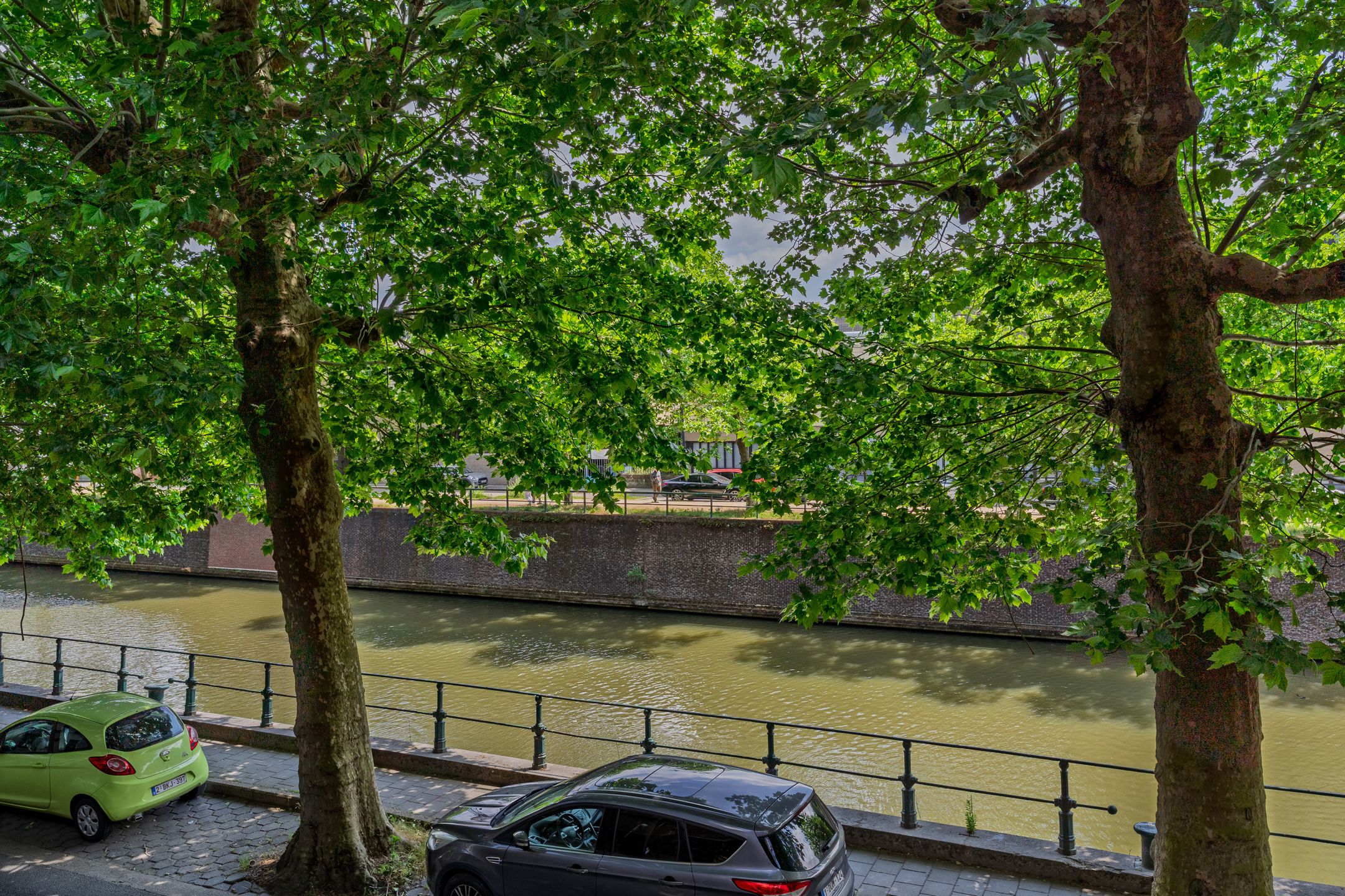 Instapklare woning met vier kamers aan de Leie in Gent foto 8