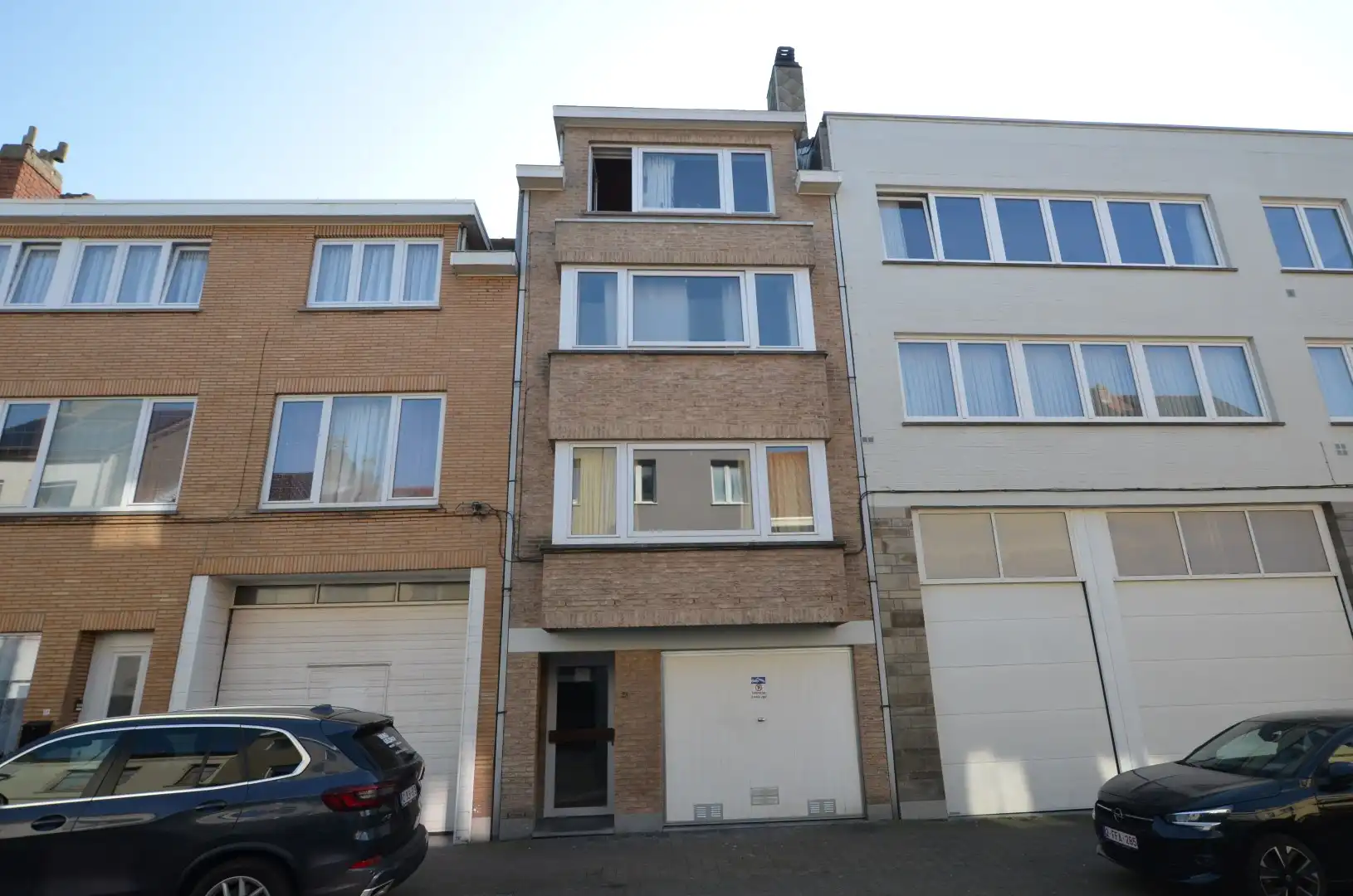 Opbrengsteigendom met 3 erkende appartementen foto {{pictureIndex}}