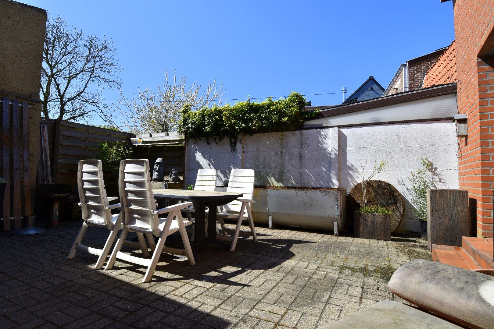 Instapklare gezinswoning met 4 slaapkamers, zonneterras en garage te koop in Bergelen te Gullegem foto 17