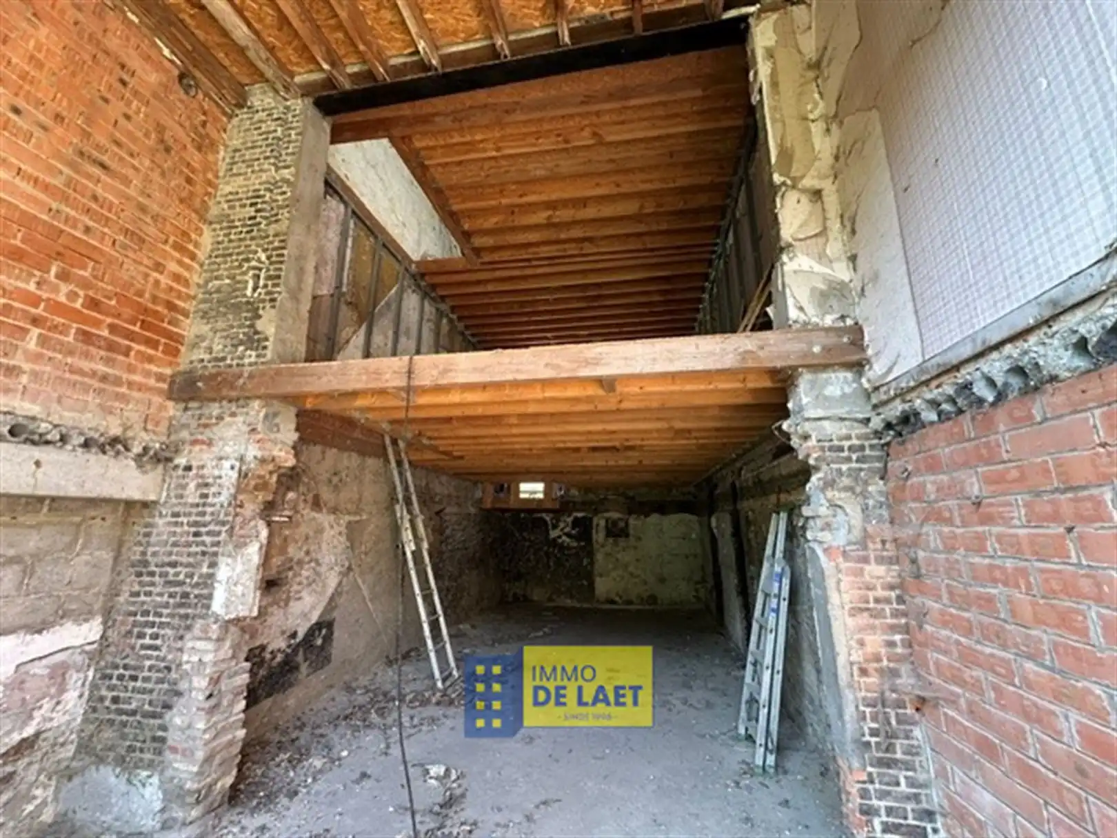 Volledig te renoveren woning met potentieel foto 7