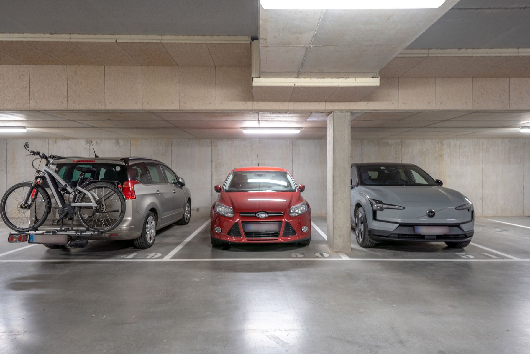Instapklaar 1-slaapkamerappartement + parking op Marktplein foto 21