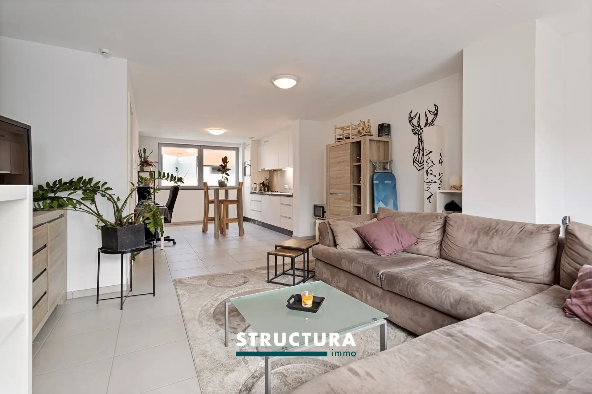 Appartement (2019) met garage en zonneterras vlakbij centrum en treinstation! foto {{pictureIndex}}