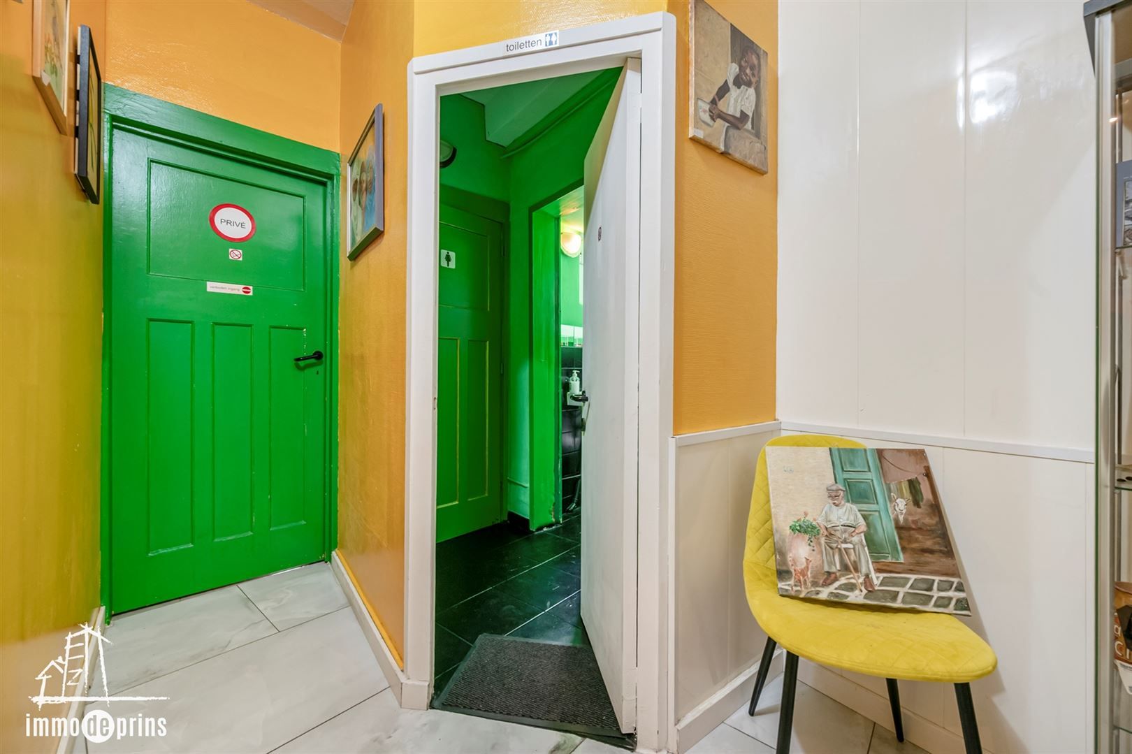 Opbrengsteigendom winkel met woonst +aanpalende woning foto 7