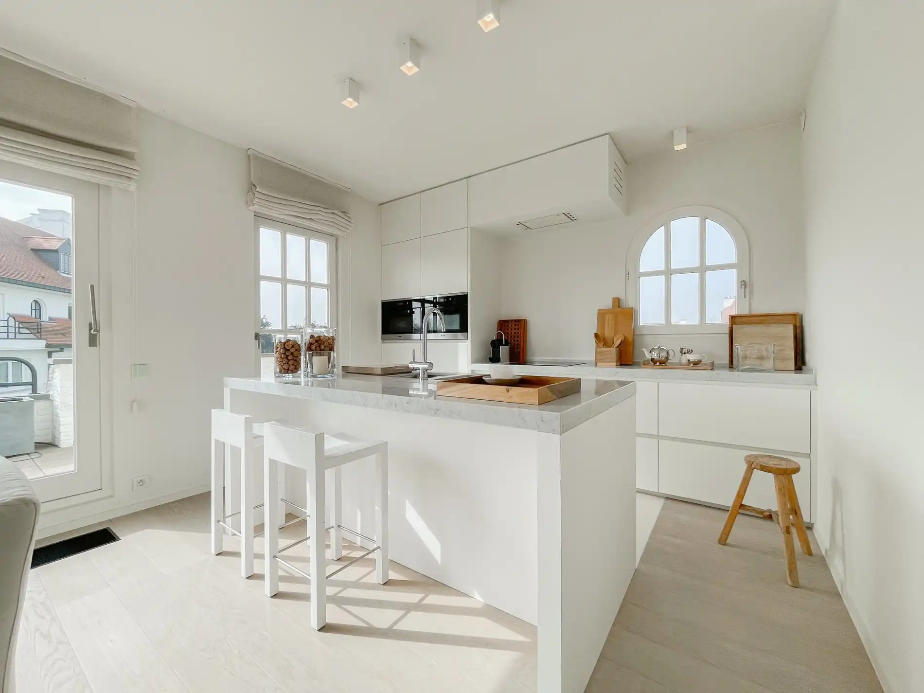 Subliem hoekappartement met ruime terrassen gelegen in het prestigieuze domein Tennis Garden. foto 10