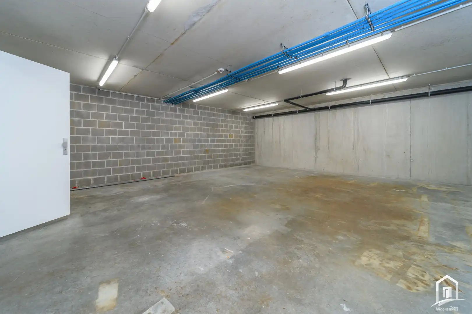 Veelzijdige casco kantoorruimte op topligging in Sint-Pieters-Leeuw foto 14