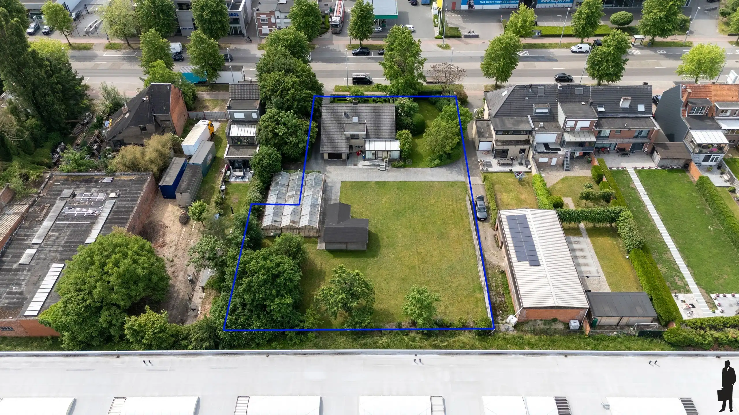 Karaktervolle jaren '70 split-levelvilla op ca. 2.236 m² foto 24