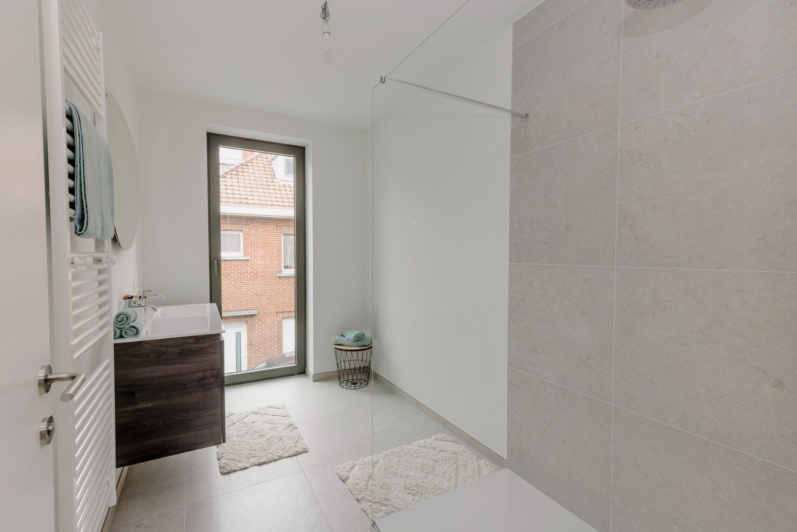 Ruim en lichtrijk appartement te koop in centrum Waregem foto 14