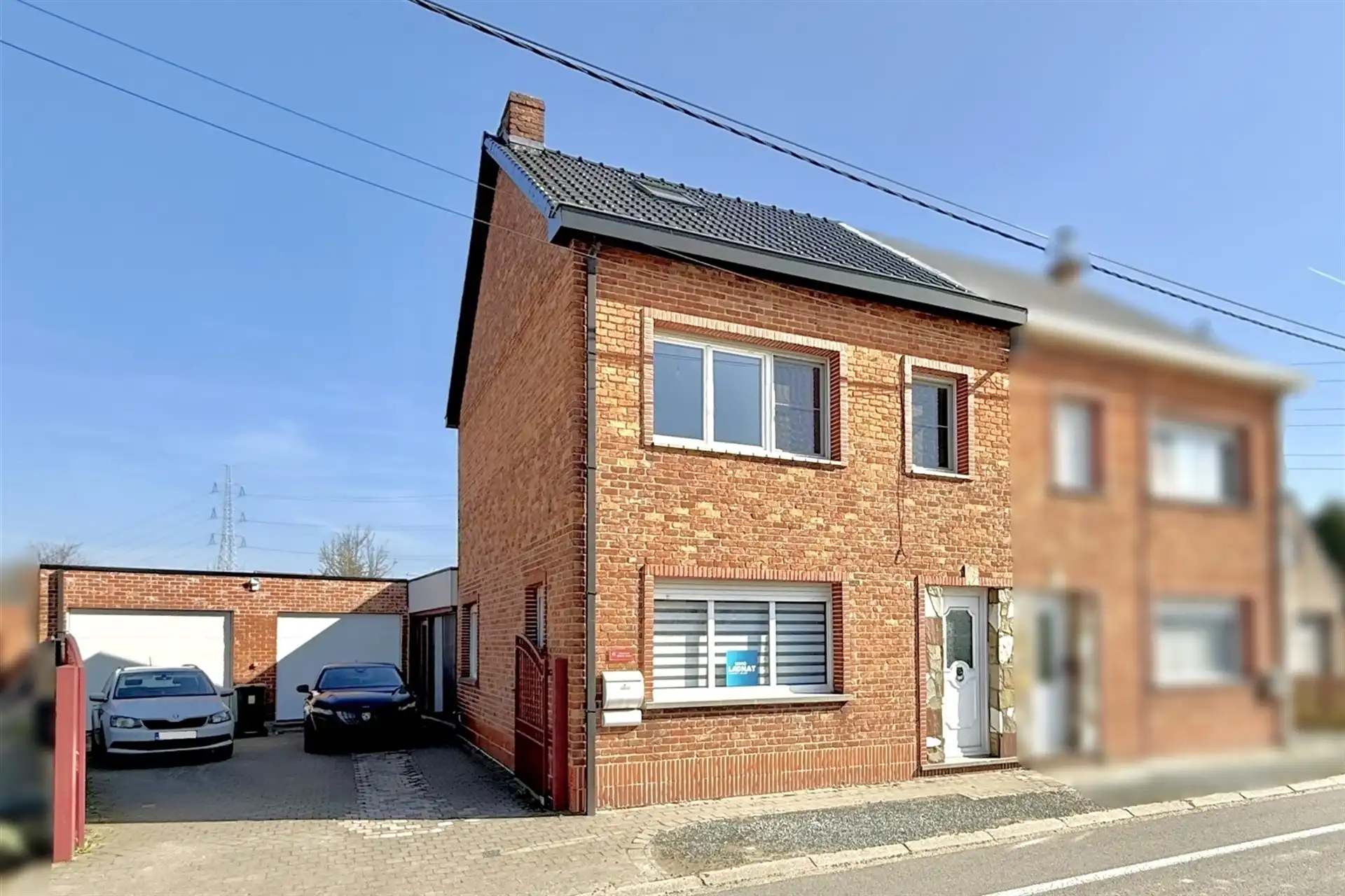 Gerenoveerde woning met 4 slaapkamers foto 2