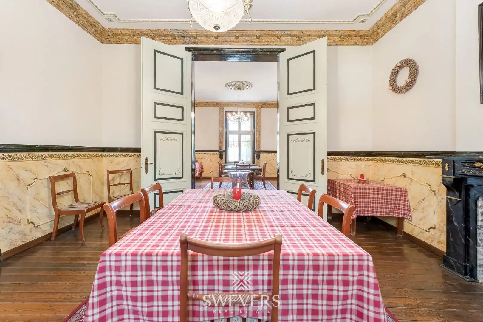 Authentiek herenhuis op 77a met stallingen foto 7