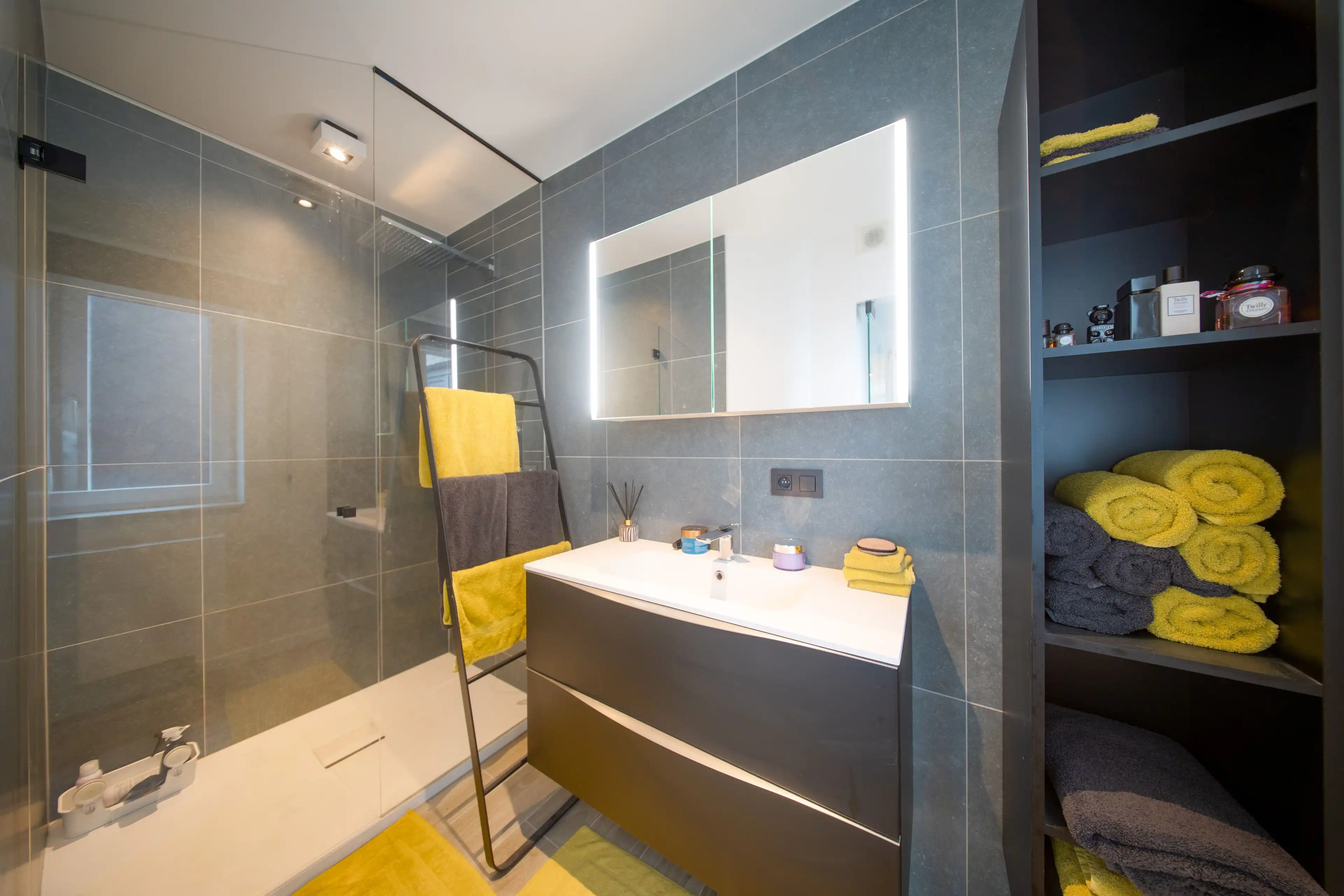 Buitenkans! Recent appartement in kleinschalig gebouw te Oostende!* foto 9