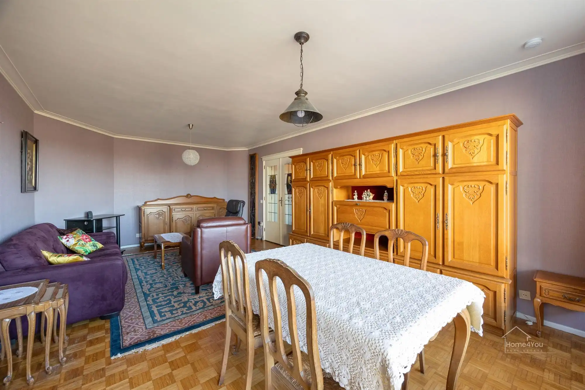 Lichtrijk 2-slaapkamerappartement te koop in Berchem! foto 2