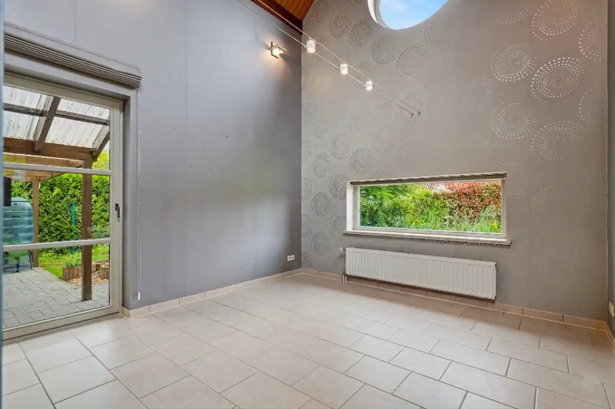 Rustig gelegen open bebouwing met ruime tuin foto 7