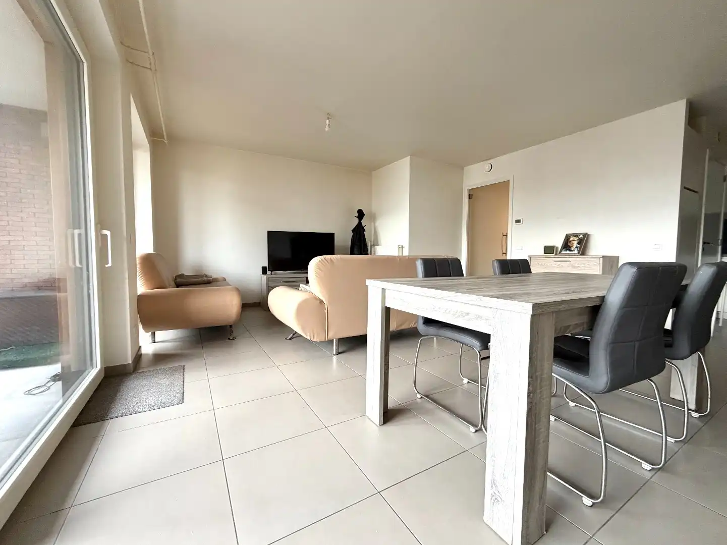 ✨ Instapklaar BEN-appartement met zonnig terras en zicht op de Leie ✨ foto 5