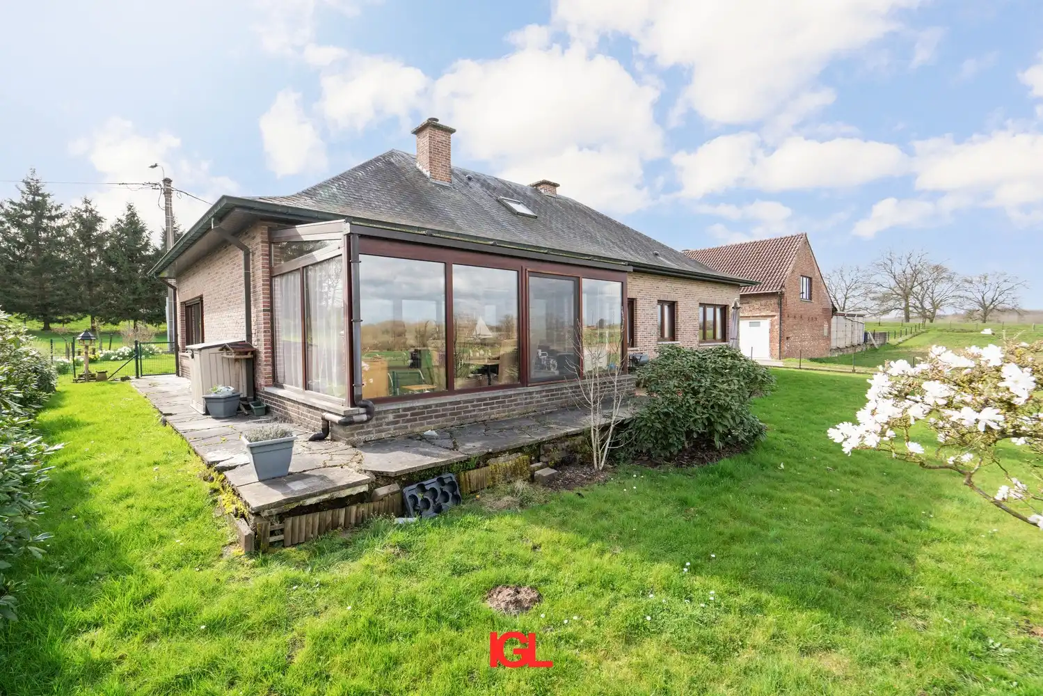 Ruime Villa op 45a65ca grond foto 13