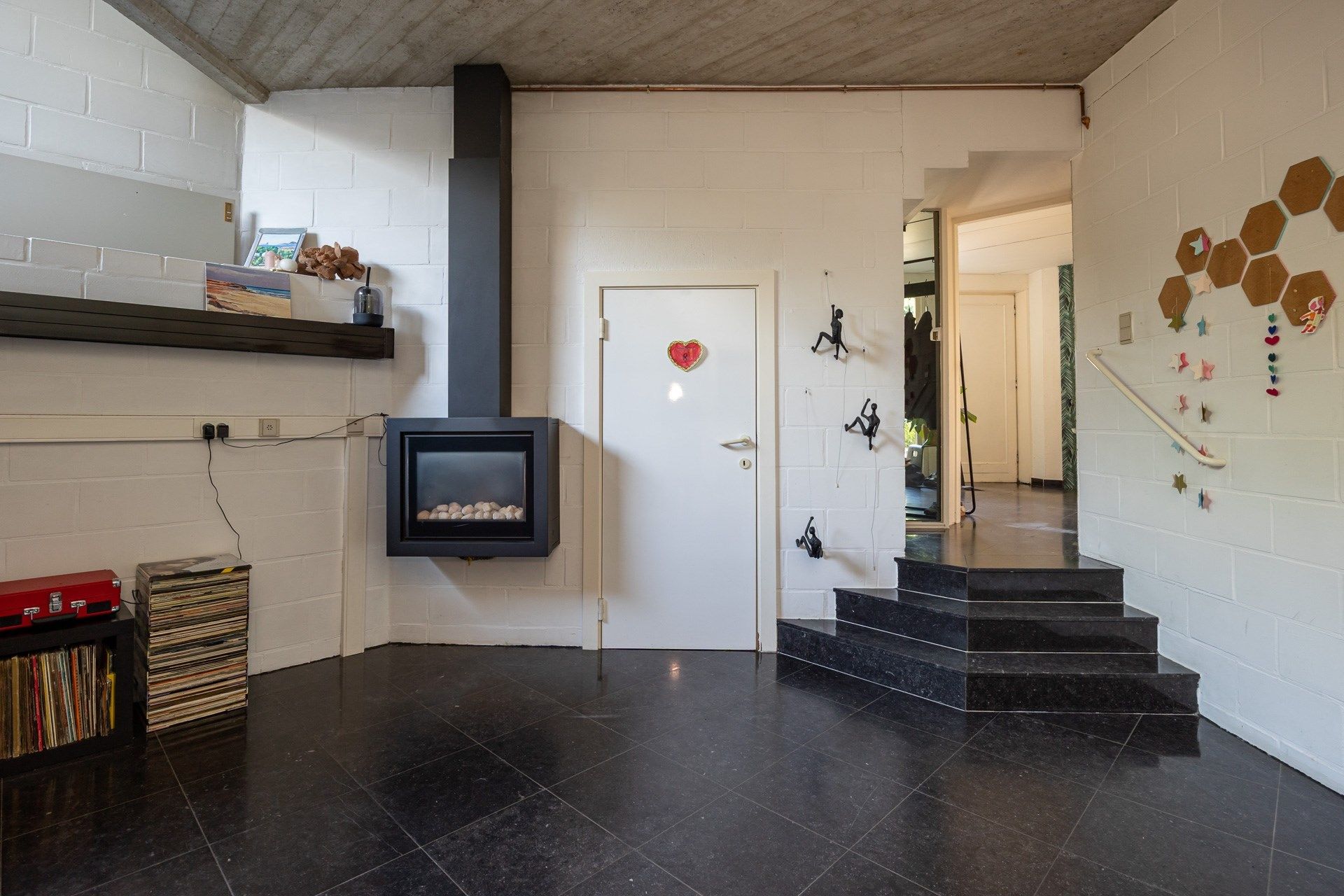 Unieke architectenwoning met tuin en polyvalente ruimte foto 4