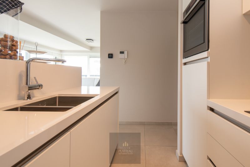 Instapklaar hoekappartement met zicht op de jachthaven en het maritiem park. foto 17