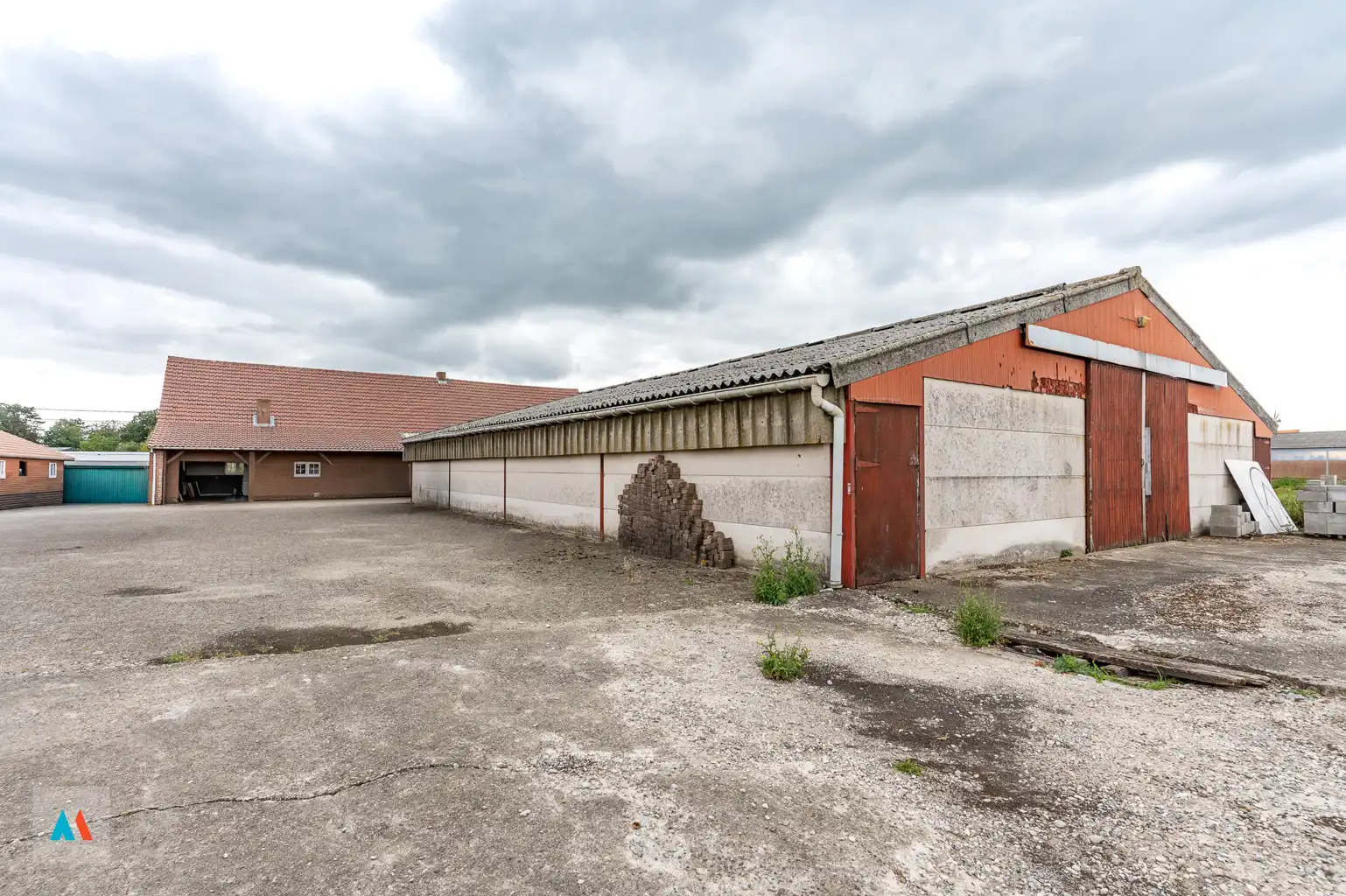 Hoeve met bijgebouwen in Loenhout foto 21