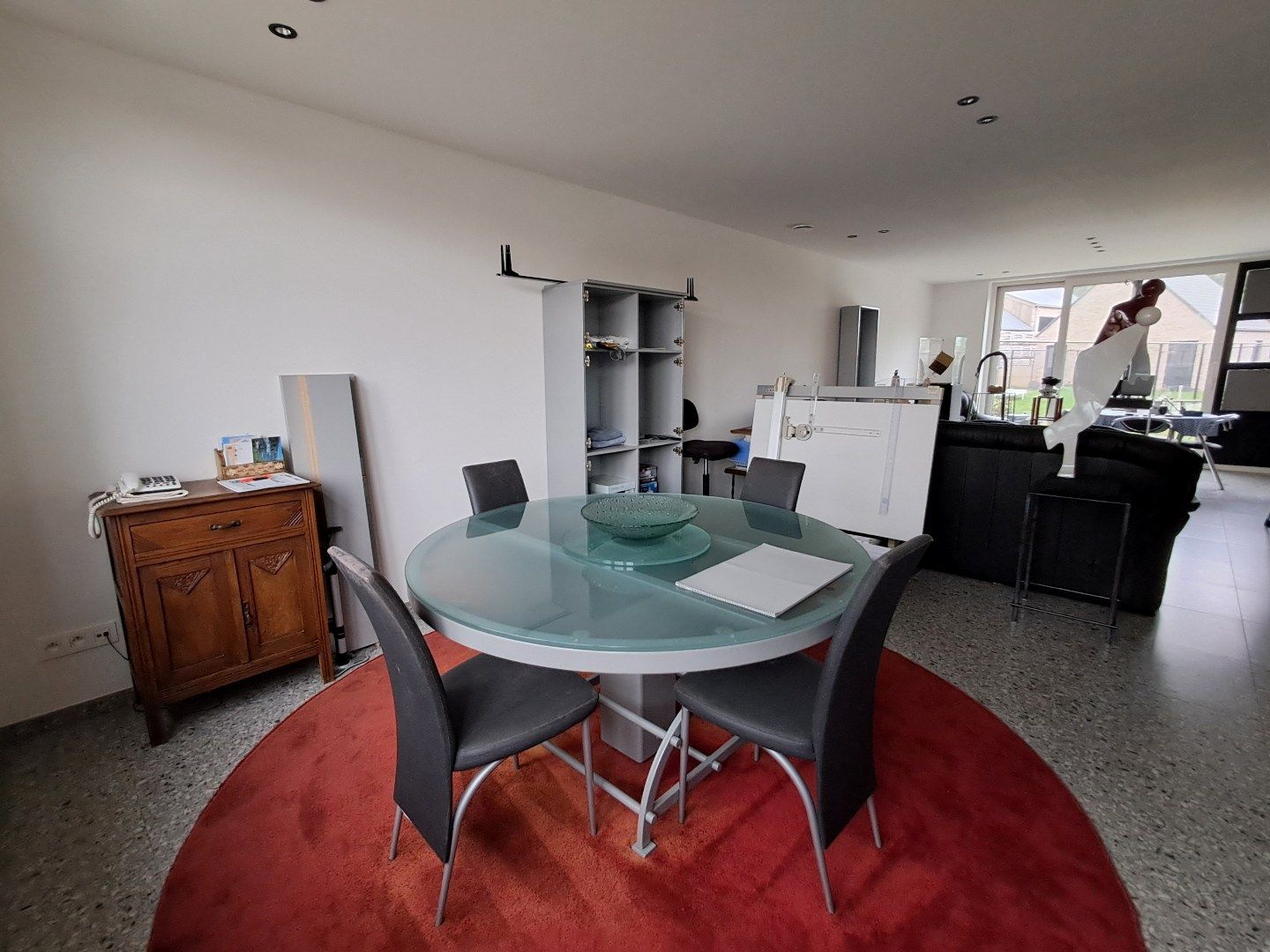 Ruime woning te Dudzele! foto 2
