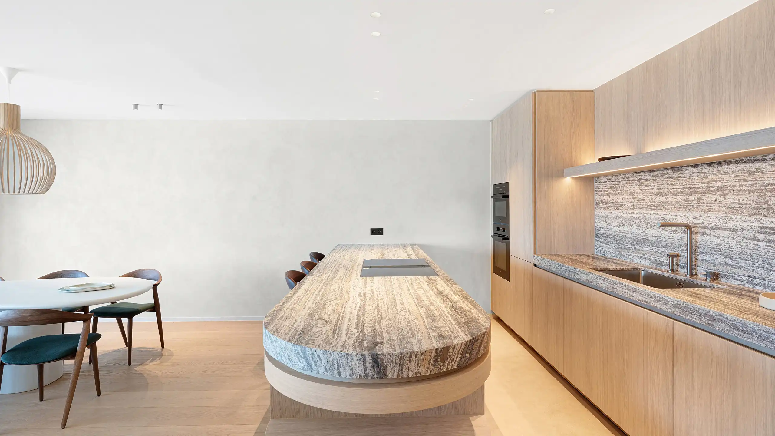Exclusief appartement met frontaal zeezicht op topligging foto 11