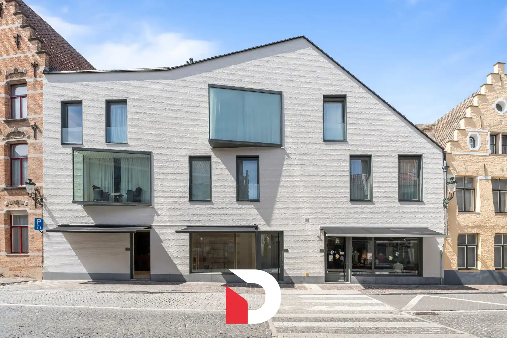 Klassevol appartement met ruim terras en tuintje in hartje Brugge  foto 2