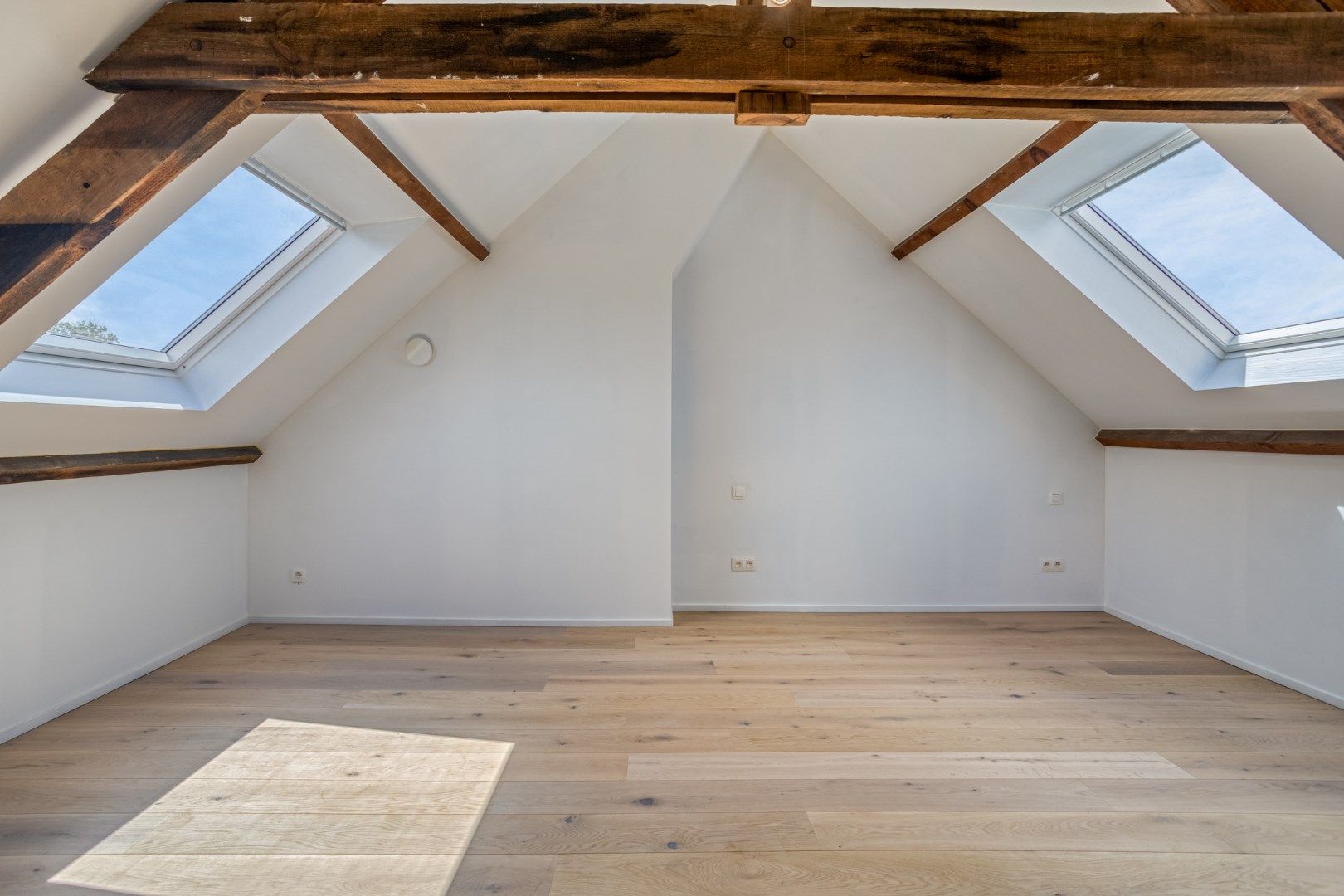 Gerenoveerde parel met 3 slaapkamers, dubbele garage op 540m² - EPC A! foto 20