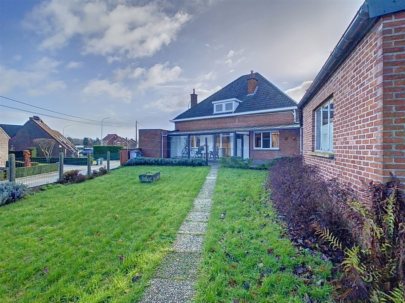 Ruime woning, 3 slpks (+ inrichtb. zolder), tuin, 8a 35ca foto 41