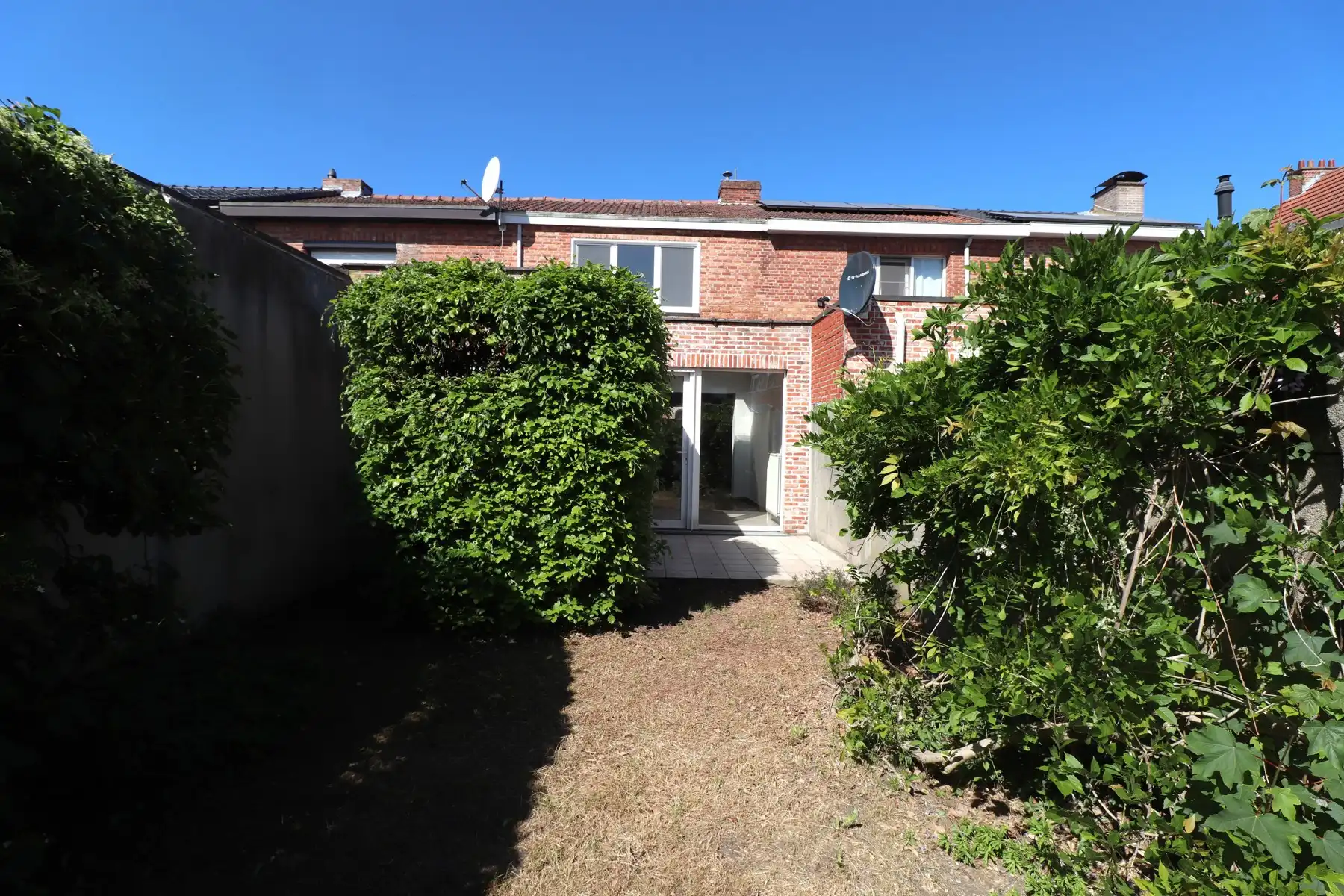 Stadswoning met 3 slaapkamers en tuin. foto 15