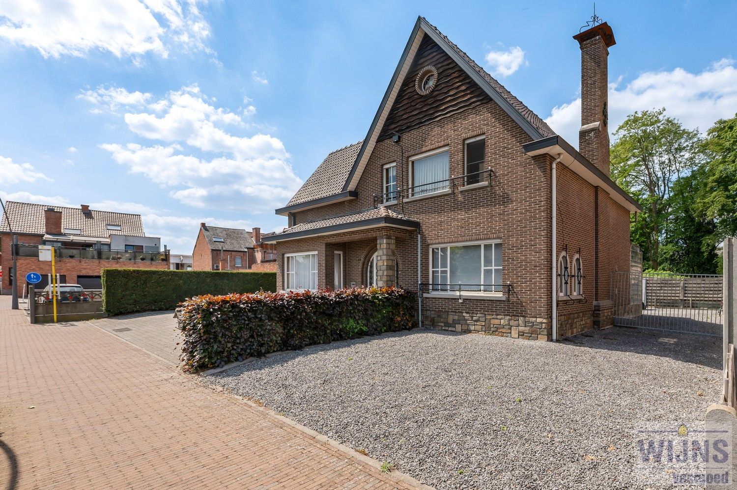 Karaktervolle open bebouwing in het centrum van Berlaar-Heikant met potentieel voor twee wooneenheden. foto 3