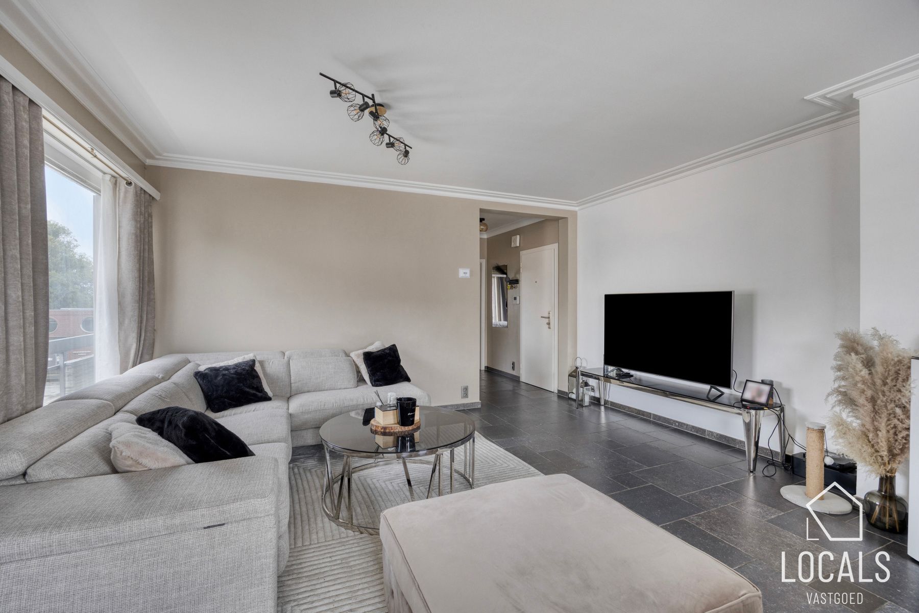 Mooi gerenoveerd appartement met 3 terrassen op toplocatie! foto 5