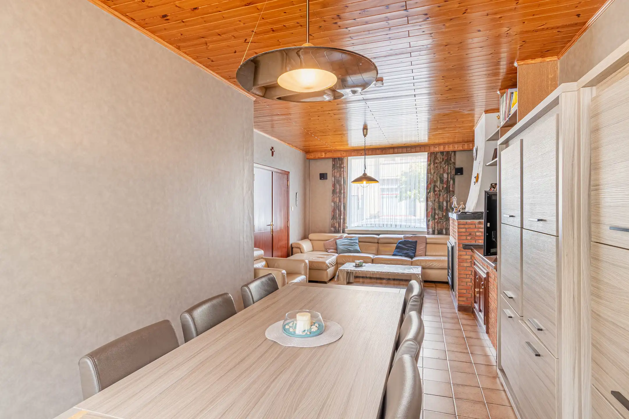 Gezinswoning met garage in hartje Willebroek foto 4