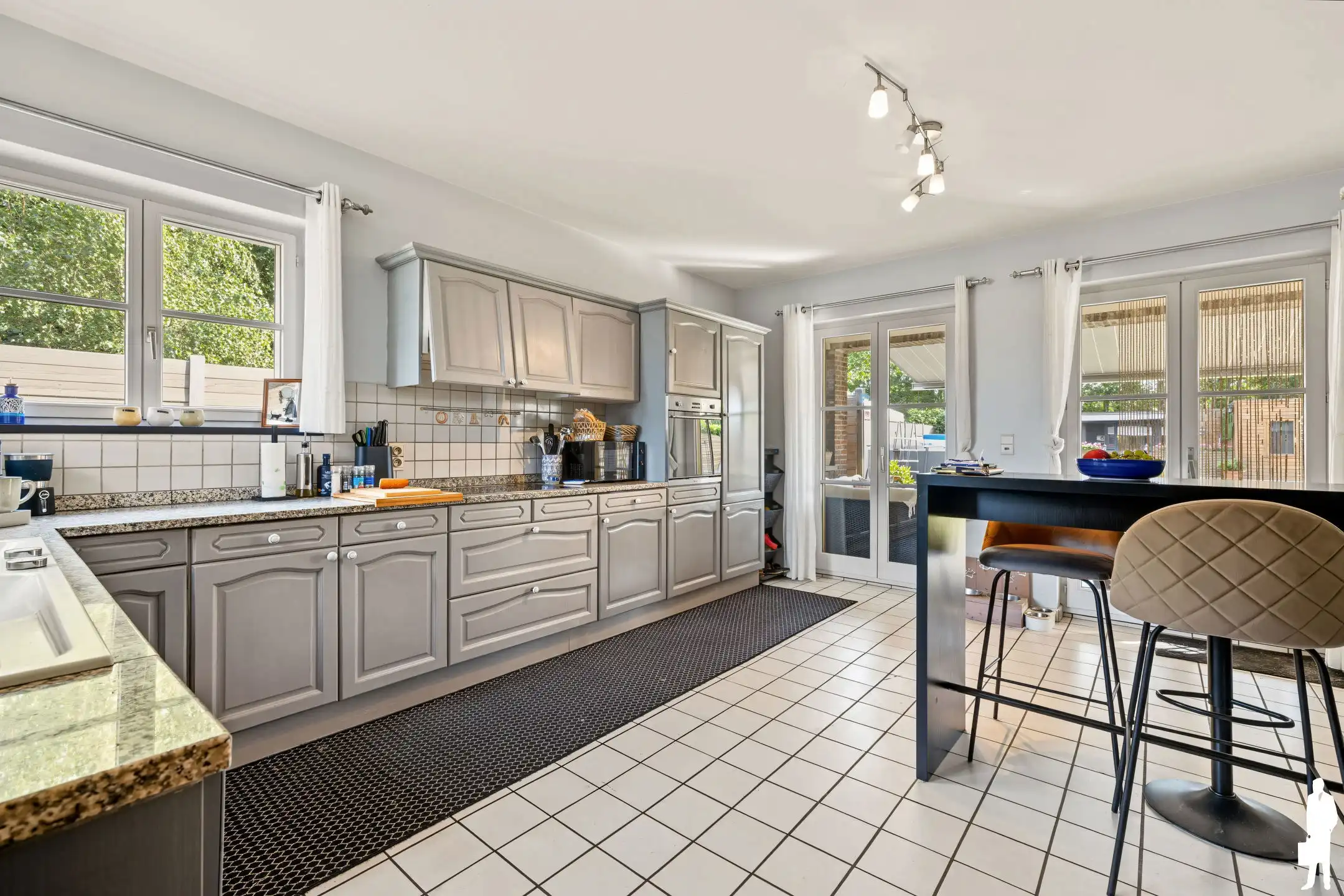Open bebouwing met 4 slpk, tuin en aparte unit te Melsele foto 5