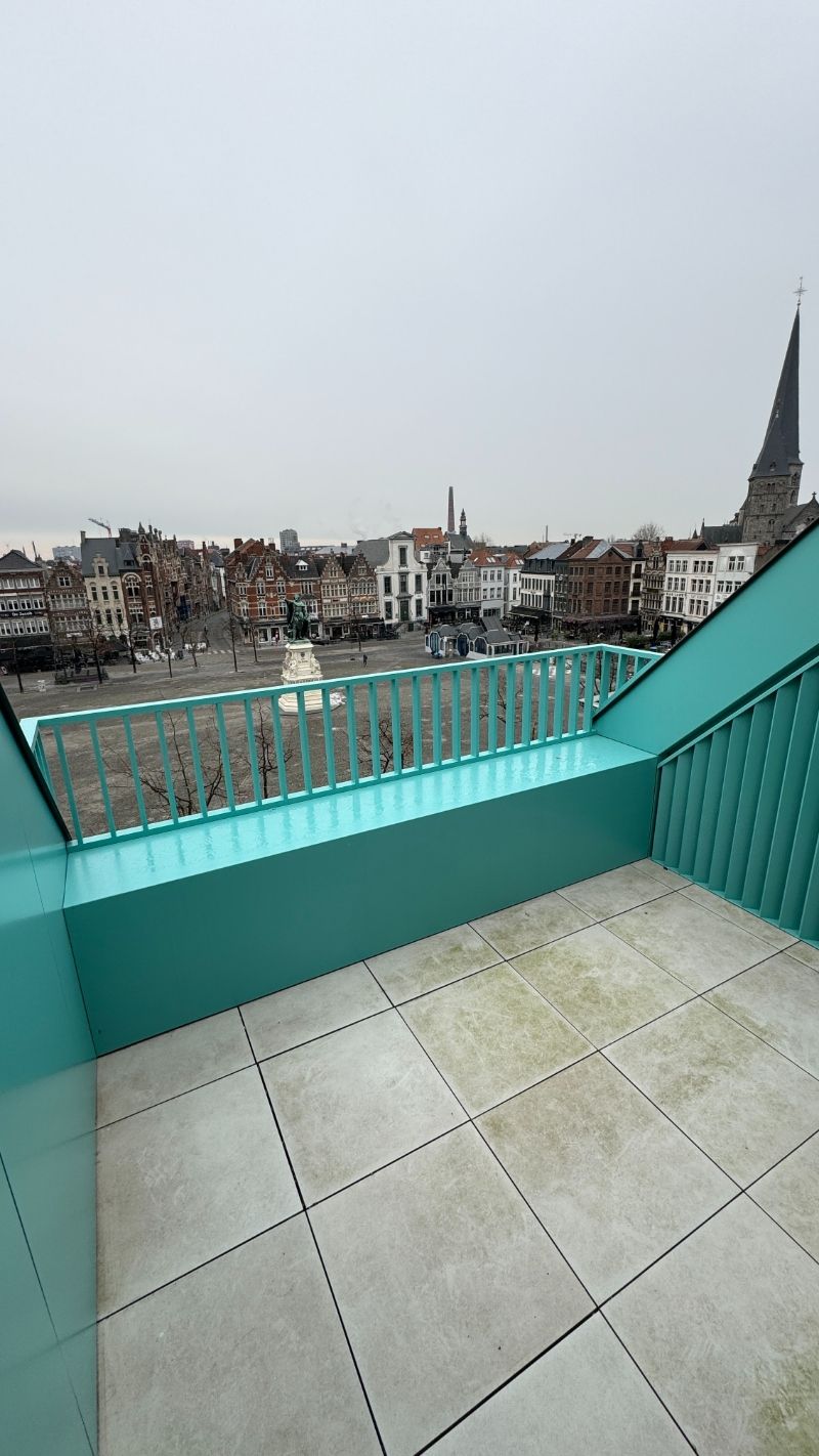 Unieke loft (1 slaapkamer) met 2 terrassen Vrijdagmarkt foto 7