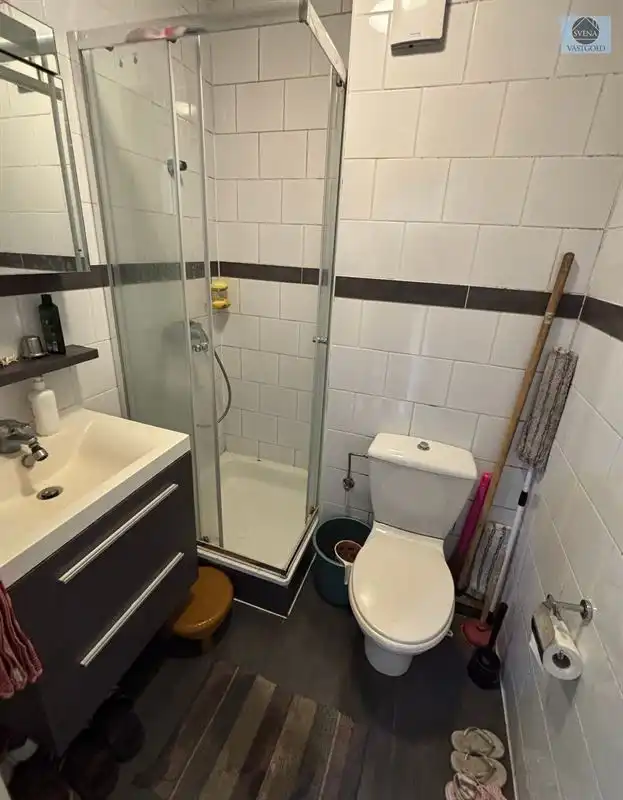 GOED GELEGEN 1-SLAAPKAMER APPARTEMENT NABIJ OPENBAAR VERVOER foto 5