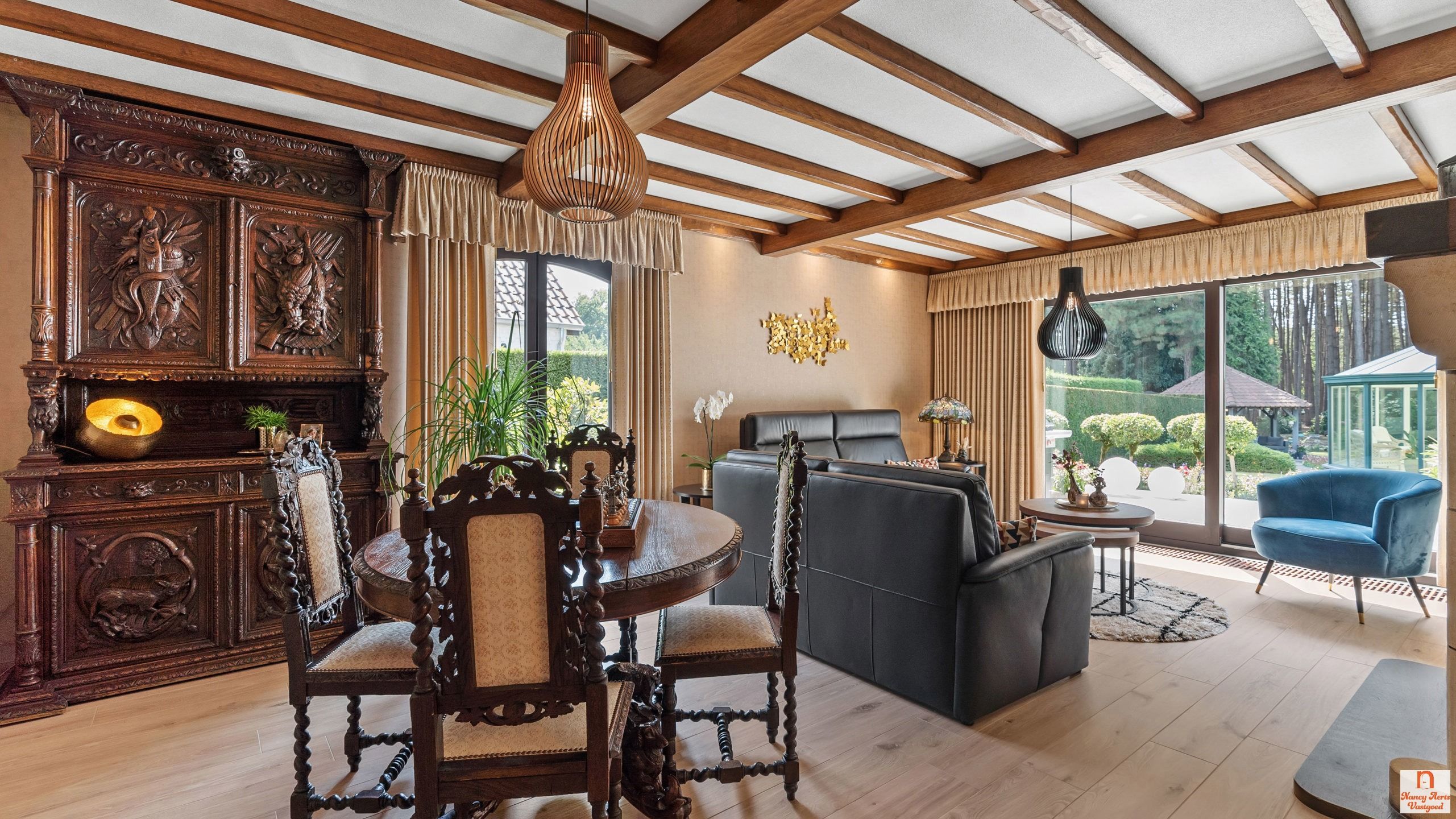 Luxueuze villa met overdekt zwembad, bos en weiland foto 7