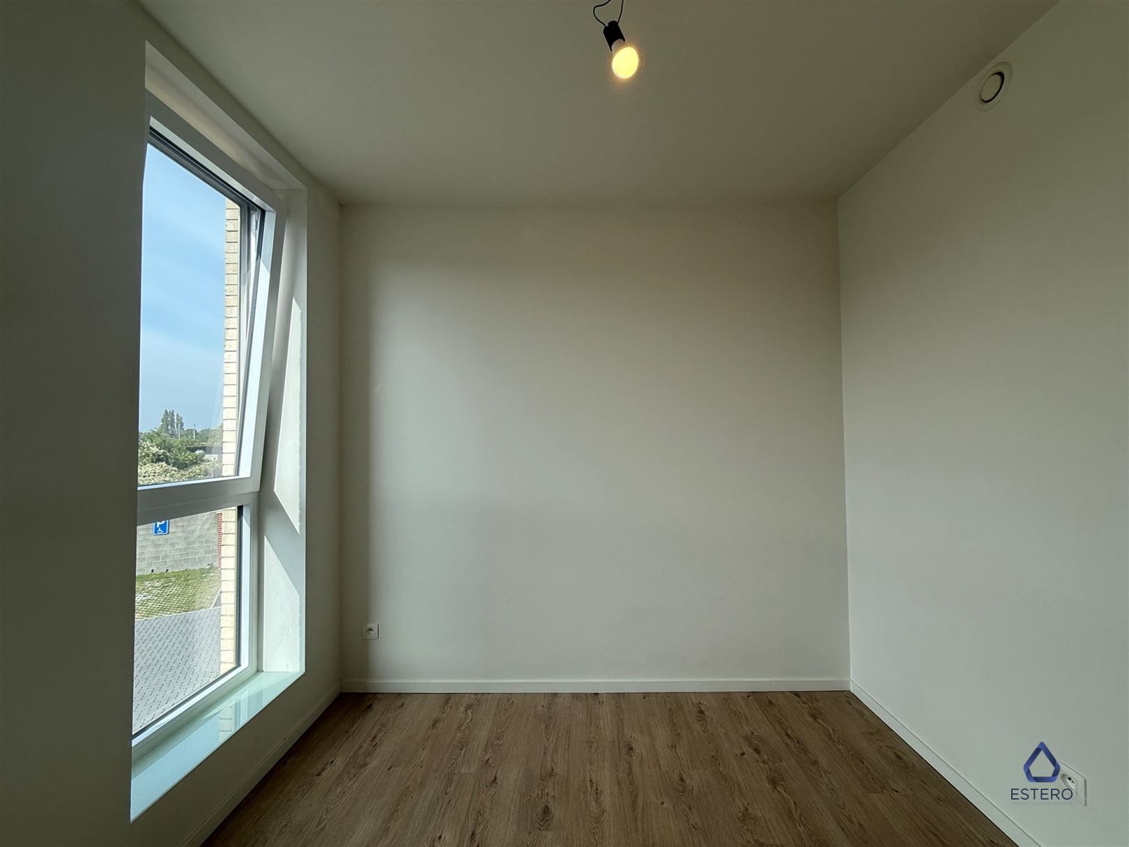 Mooi afgewerkt nieuwbouwappartement met 2 slaapkamers foto 10