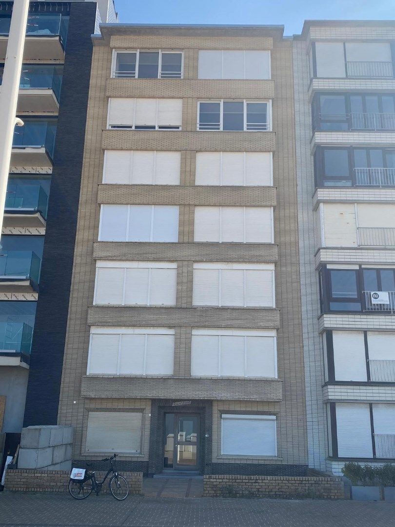 APPARTEMENT MET 2 SLAAPKAMERS OP DE ZEEDIJK TE kOKSIJDE foto 5