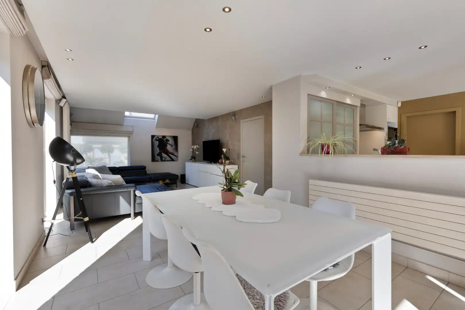 Ruime, goed onderhouden gezinswoning op 501 m²! foto 3