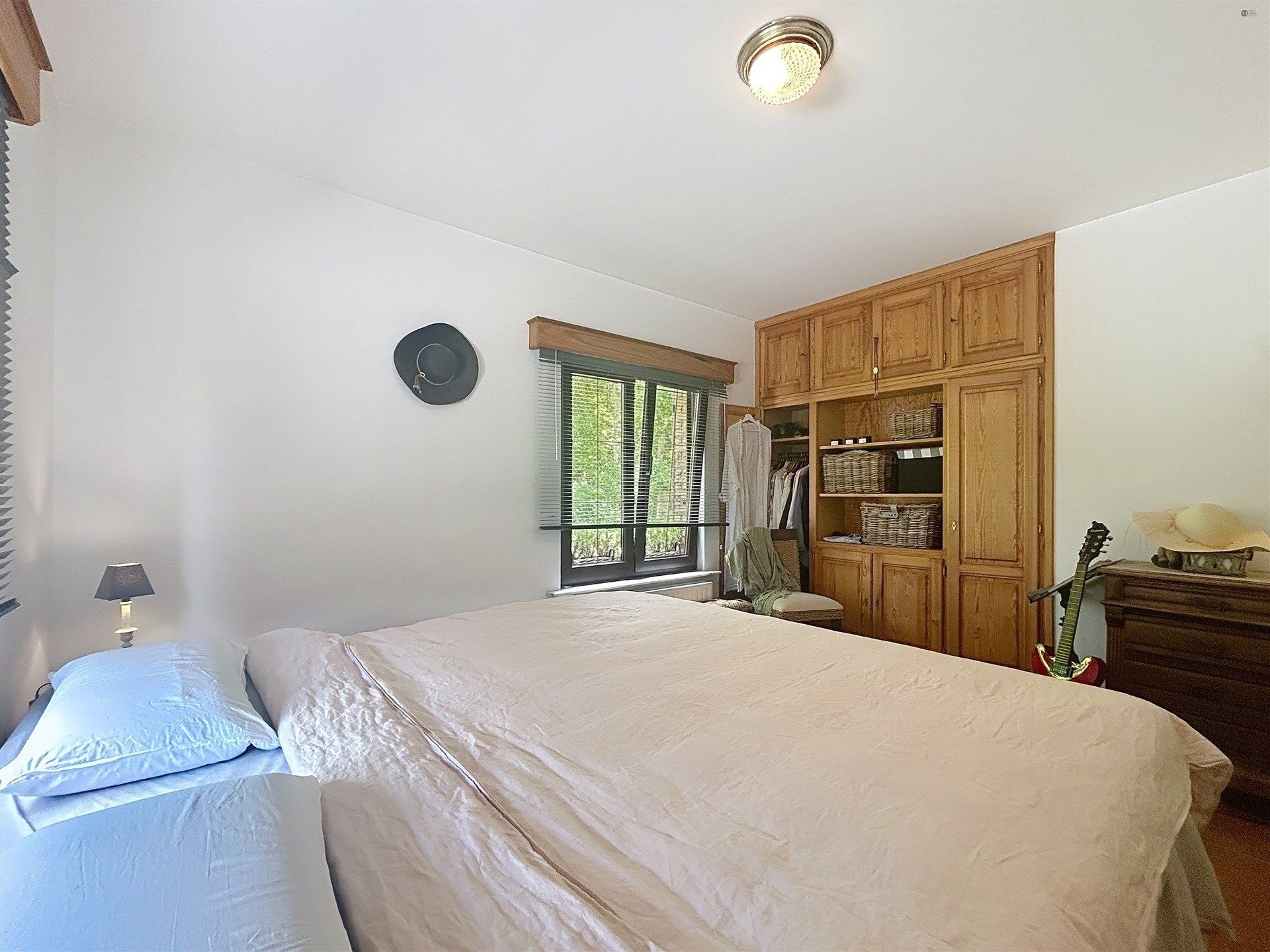 Rustig gelegen woning met (paarden)weide op perceel van 6760 m² foto 12